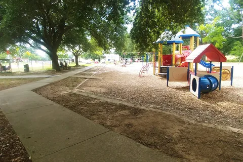 Mineola Civic Center and RV Park