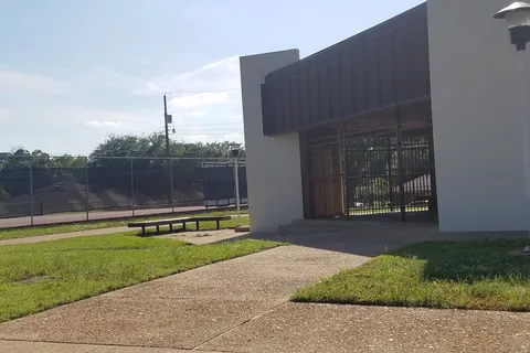 Mineola Civic Center and RV Park