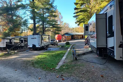 Fancy Gap / Blue Ridge Parkway KOA Journey