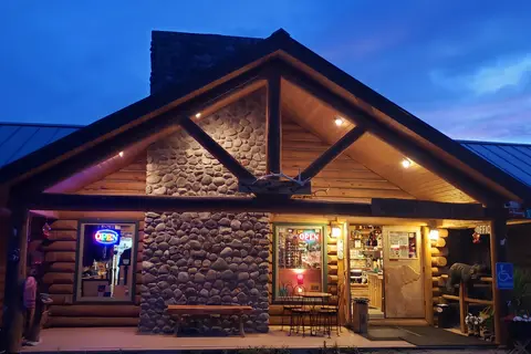Lava Mountain Lodge