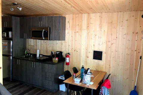 Camping and Motel Colibri