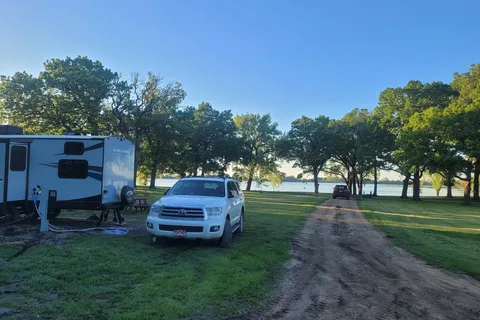 Shirley's Park and Country Retreat - Seasonal Campground and Kayak Rental