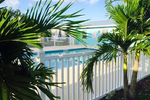 Meadowlark Shores RV Park