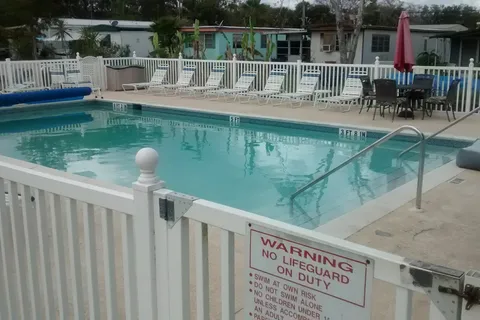 Meadowlark Shores RV Park