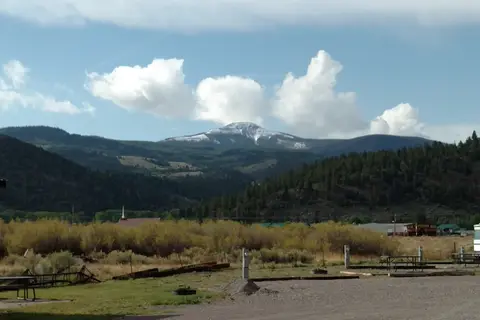 Peacock Meadows RV Park