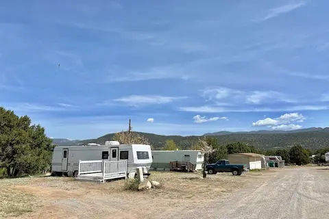 Continental Divide Park & Camp