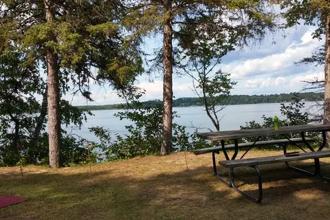 Woodland Resort