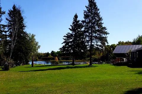 Woodland Resort
