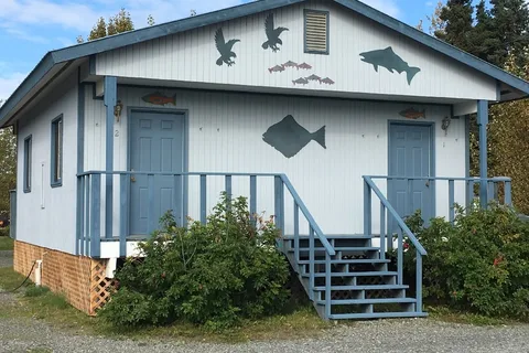 Reel 'Em Inn - Cook Inlet Charters