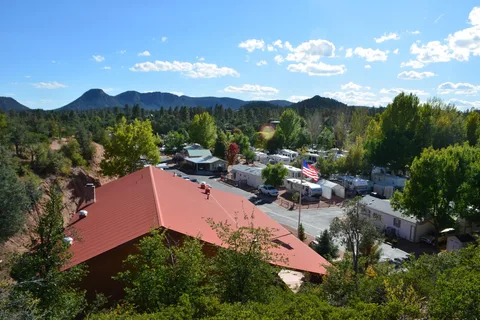 Lamplighter RV Resort