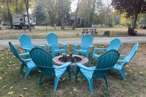 Carriage House Inn and RV Park