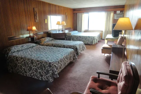 Airport Inn Motel and RV Park