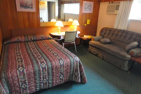Airport Inn Motel and RV Park