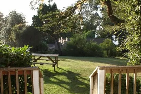 View Crest Lodge