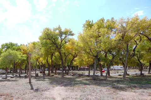 Canyon De Chelly National Monument - Cottonwood Campground