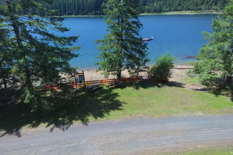 Cascara Campground - Fall Creek State Recreational Area