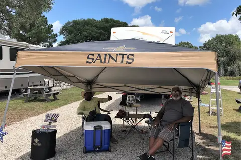 Whispering Oaks RV Park