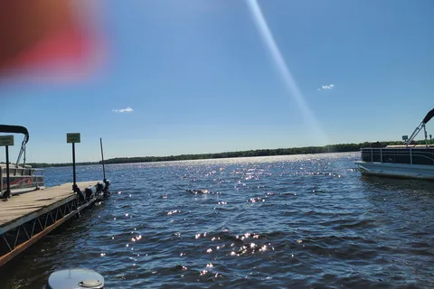 Captain Dan's Crows Nest Resort
