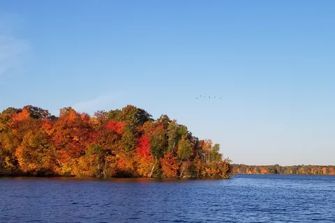 Captain Dan's Crows Nest Resort