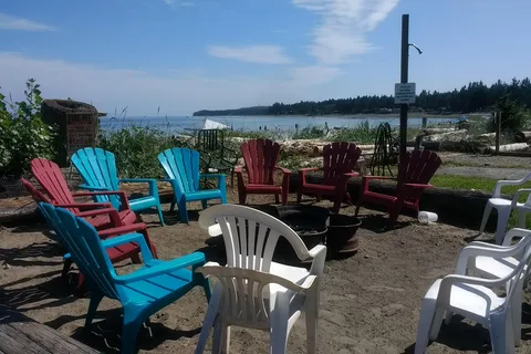 Saratoga Beach Resort