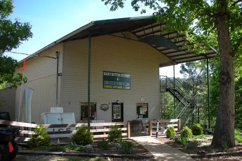 Eminence Cottages and Camp
