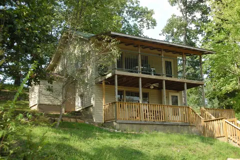 Eminence Cottages and Camp