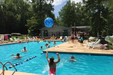 Adventure Bound Camping Resorts - Gatlinburg