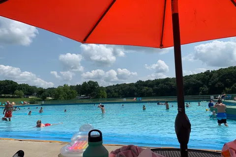 Lake Paradise Resort