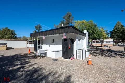 Hitch-N-Post RV Park