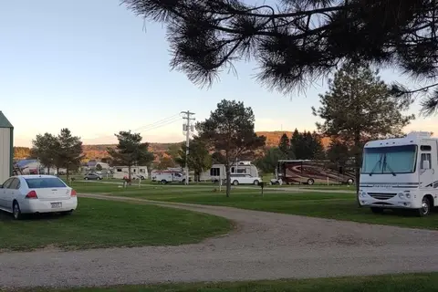 Misty Mountains Park