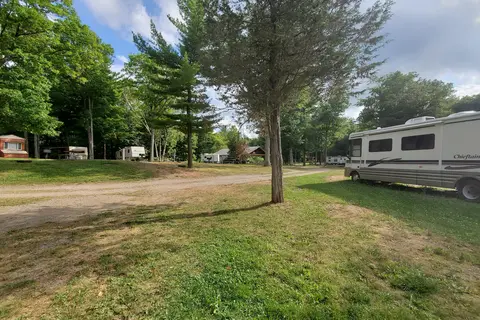 Back Bay Campground and Cottages