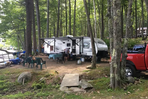 Lake Pemaquid Camping