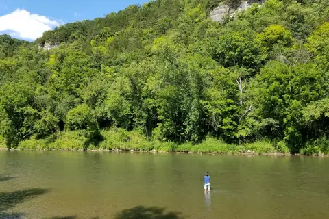 Eagle Cliff Campground and Lodging