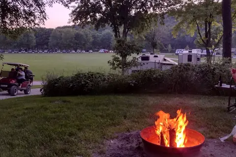 Eagle Cliff Campground and Lodging