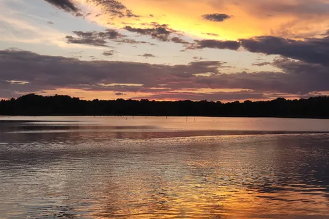 Lake Palestine Resort