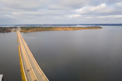 Lake Palestine Resort