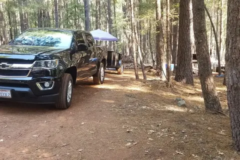 Pinewood Cove Resort on Trinity Lake