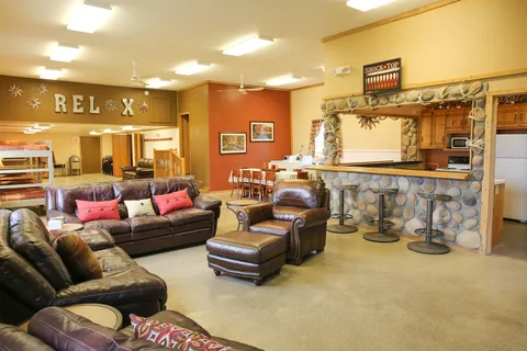 Jans Stall Mall and RV Park