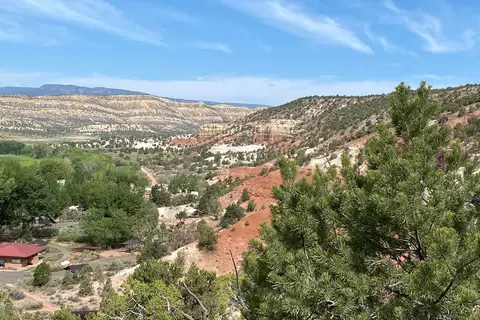 Escalante Petrified Forest State Park