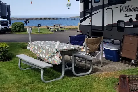 Winchester Bay RV Resort