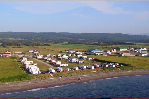 Camping Au Bord De La Mer