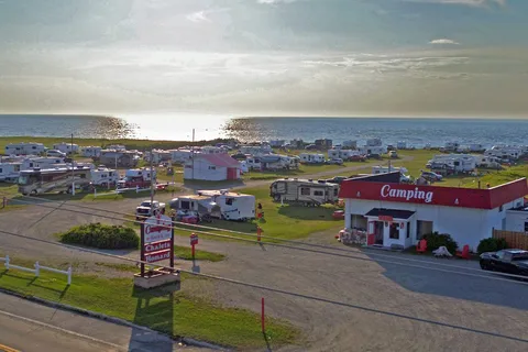 Camping Au Bord De La Mer