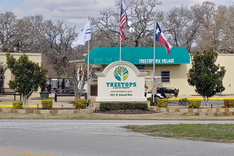 Treetops RV Resort