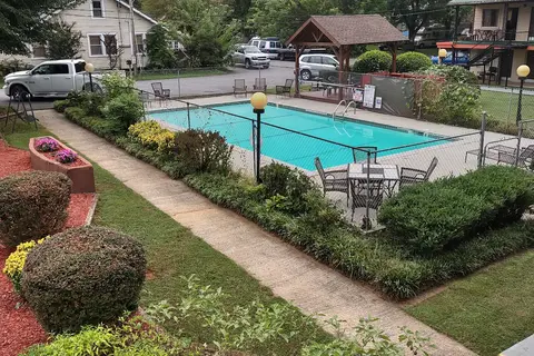 Ridge Top Motel and Campground