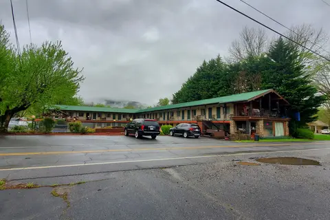 Ridge Top Motel and Campground
