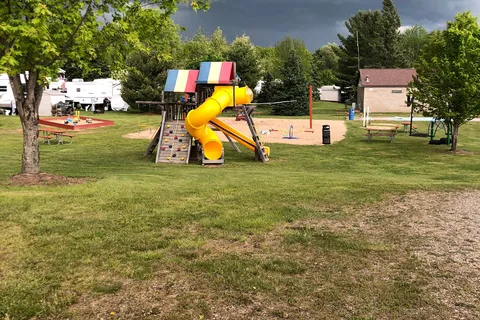 Pelican Lake Campground LLC