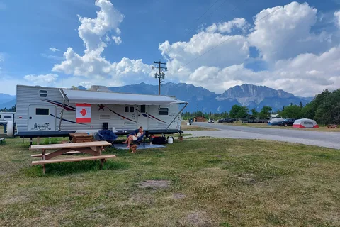 Willow Rock - Bow Valley Provincial Park