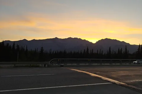 Willow Rock - Bow Valley Provincial Park