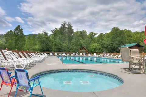 Honeysuckle Meadows RV Park