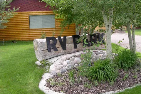 Palisades Cabins and RV